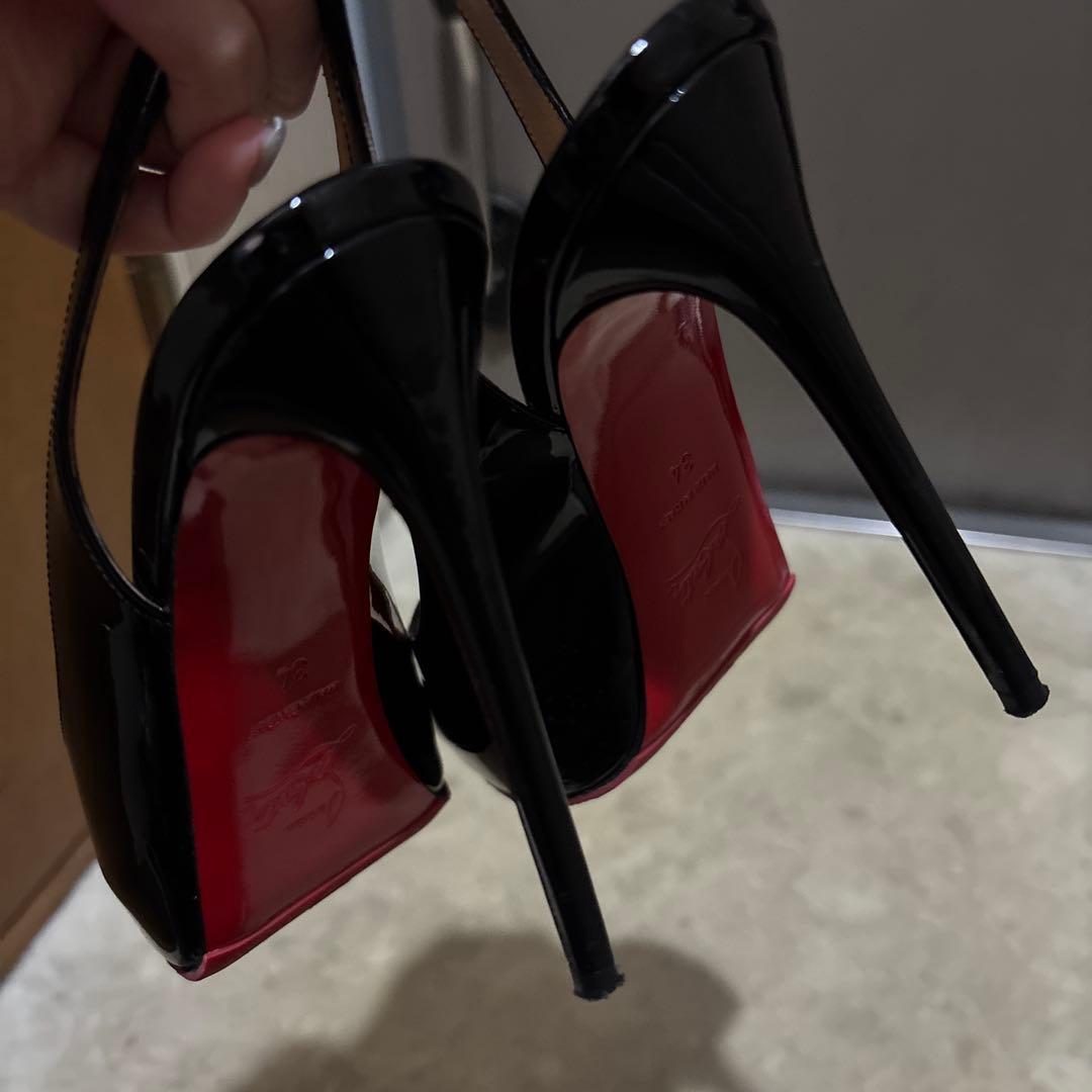Christian Louboutin ハイヒール パンプス