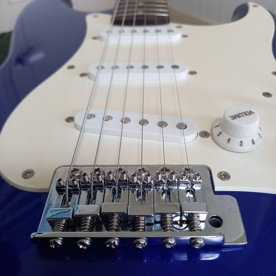 『美品』金文字ロゴSquier By Fender Affinity STRAT