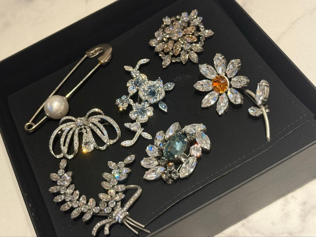 FOXEY ブローチ　６点(お写真からひとつ減ります)