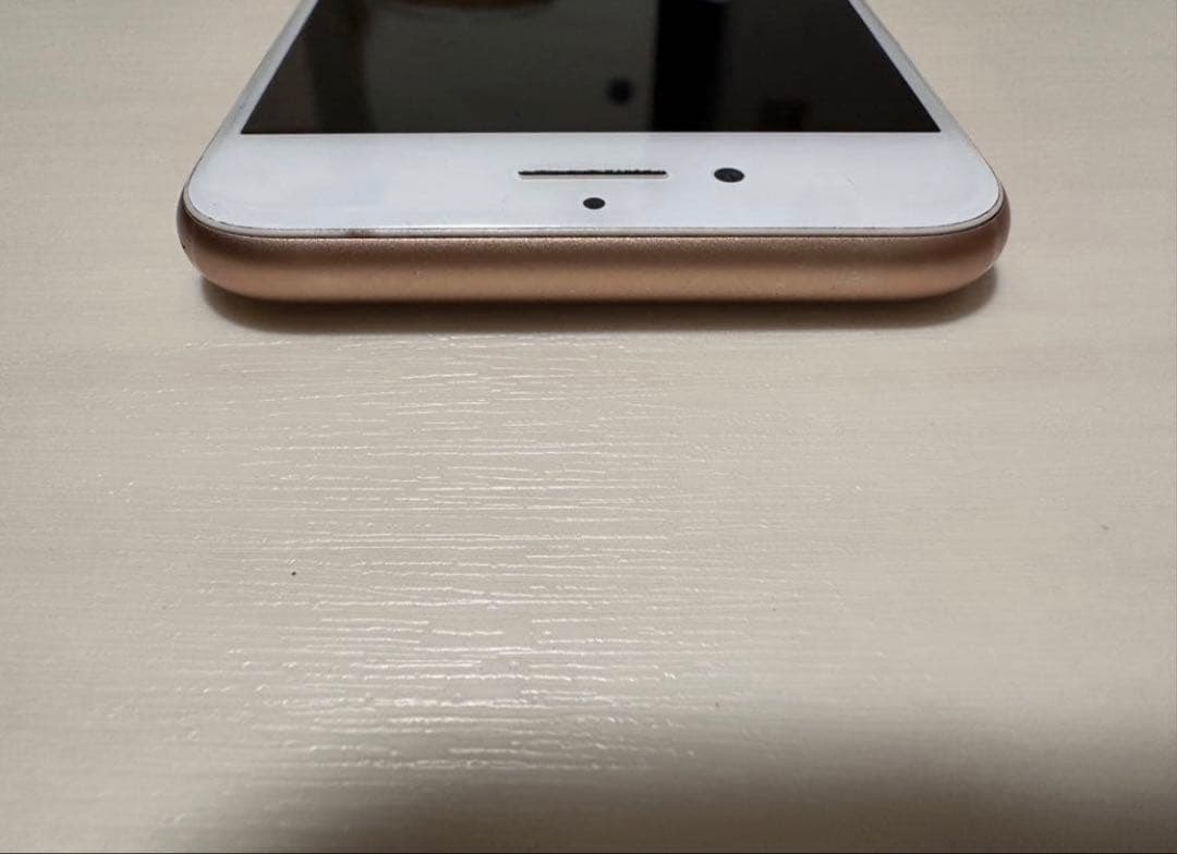 iPhone 8 64GB SIMロック無　バッテリー残量77%