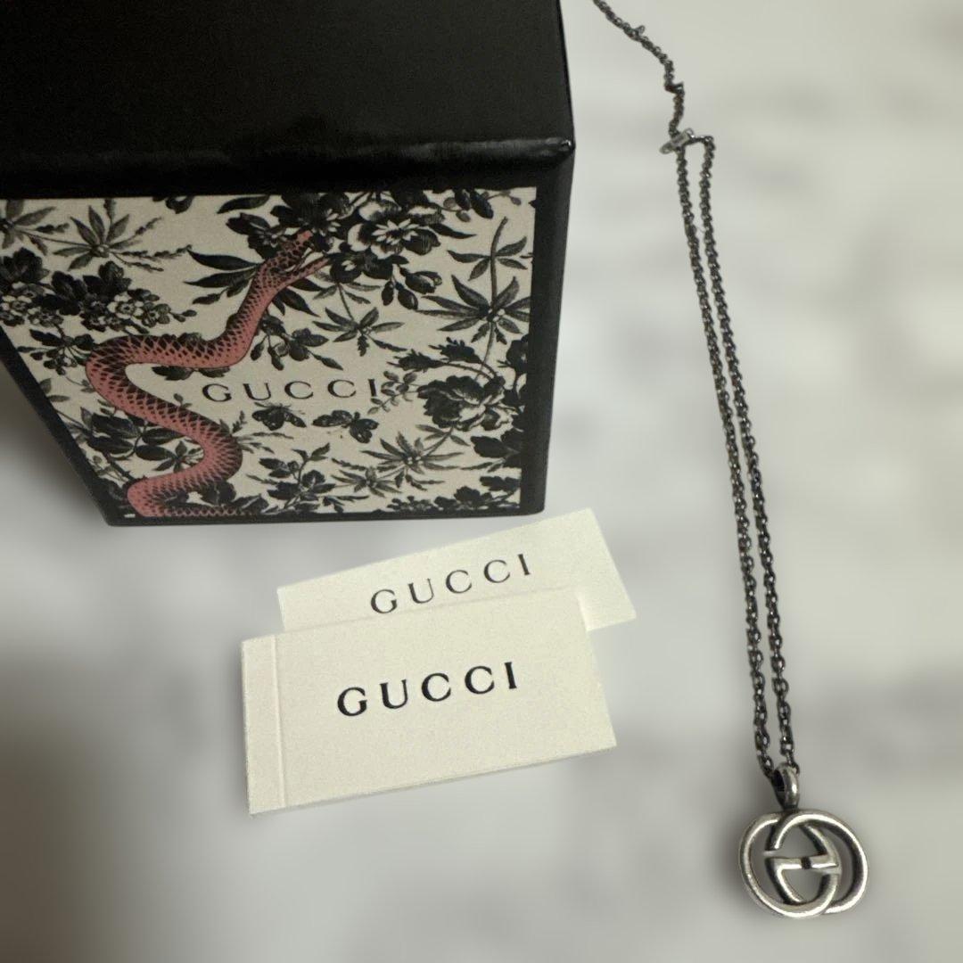 グッチ　GUCCI ネックレス　シルバー　(箱付き)