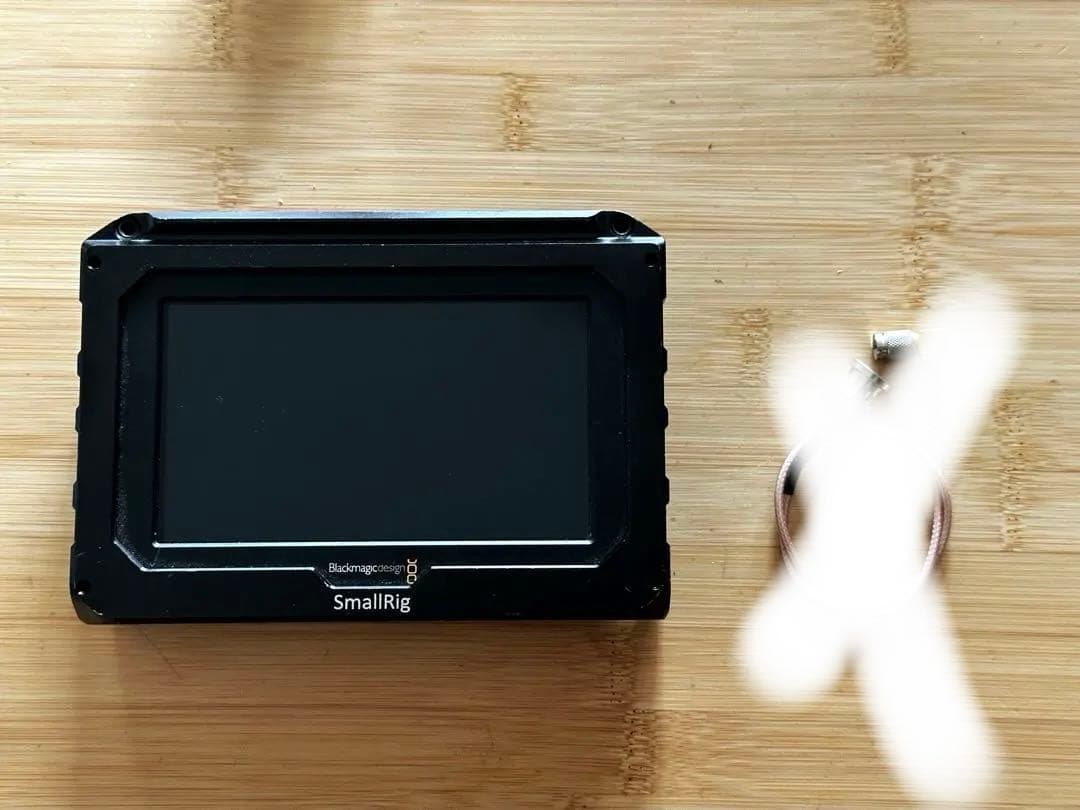 Blackmagic Video Assist 初代 5インチ