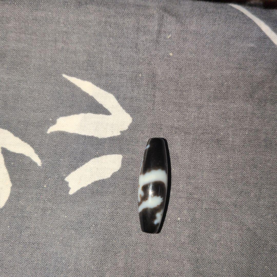 超希少高級　至純　白地　黒皇帝龍天珠 至純　白龍天珠　セット売り