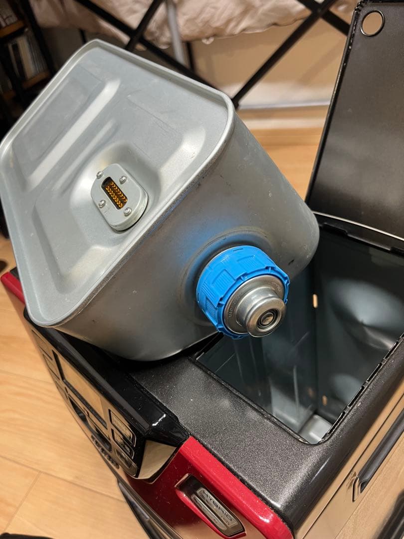 TOYOTOMI HYBRID 石油ファンヒーター 赤