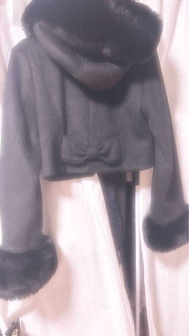 リズリサビジューリボンショートフードコート