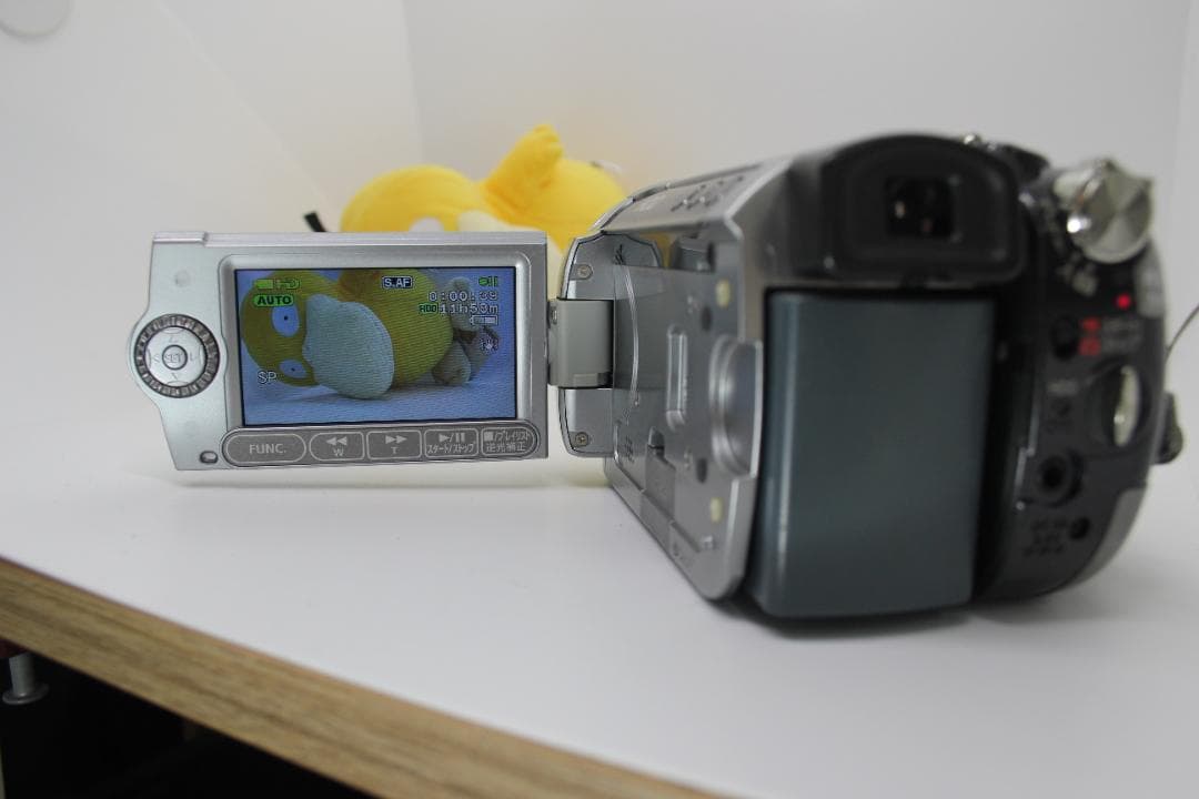 Canon IVIS HG10 バッテリー　充電器付　動作OK