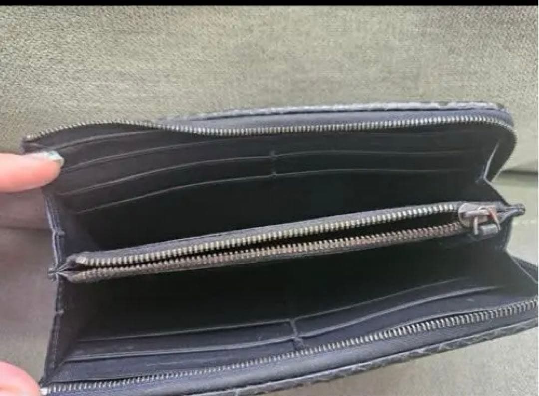 BOTTEGAVENETA 長財布 希少エナメル蛇革 送料込み