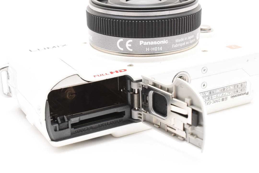 デジタルカメラ LUMIX DMC-GF2 LUMIX G 14mm F2.5 #F3