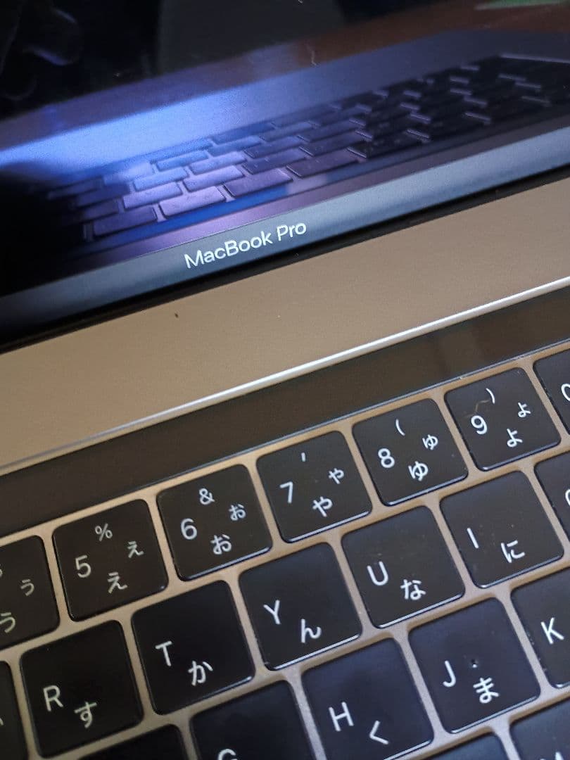 Apple MacBookpro　2016 15インチ シルバー ジャンク？