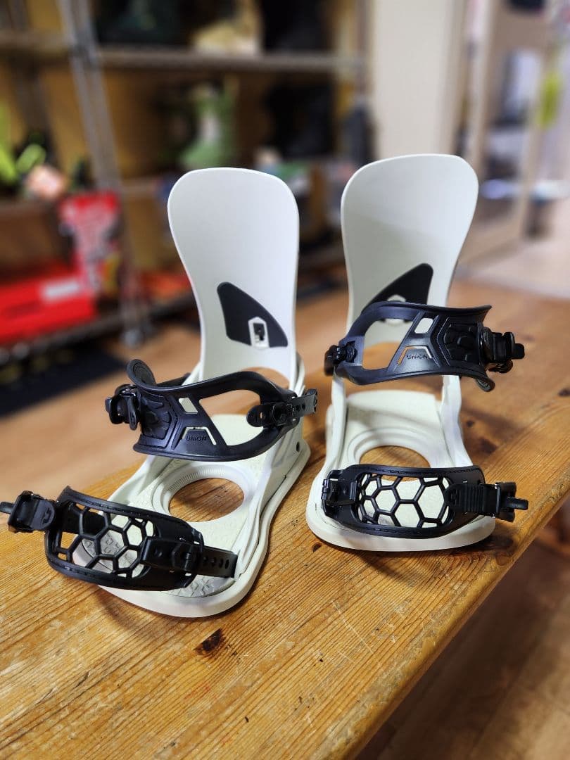 24-25 UNION 　STRATA (Sサイズ)