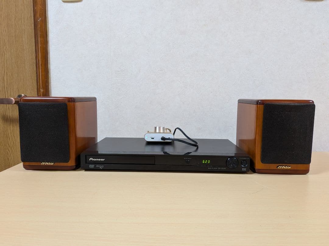 組み合わせコンポ　デジタルアンプ＋SP-SF10＋DV-2020 の3点セット