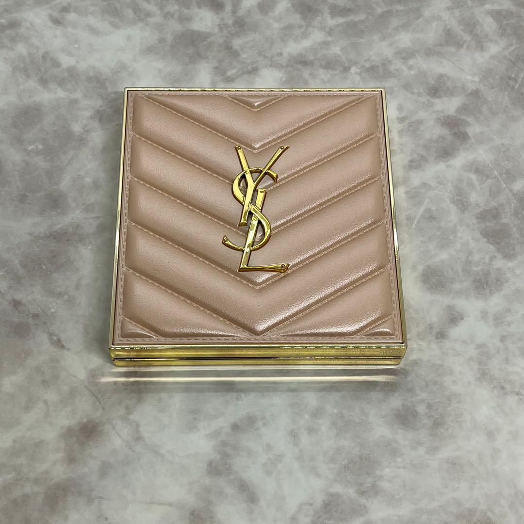 YSL イヴ・サンローラン クチュールフェイスパレット 2025年ホリデー限定品