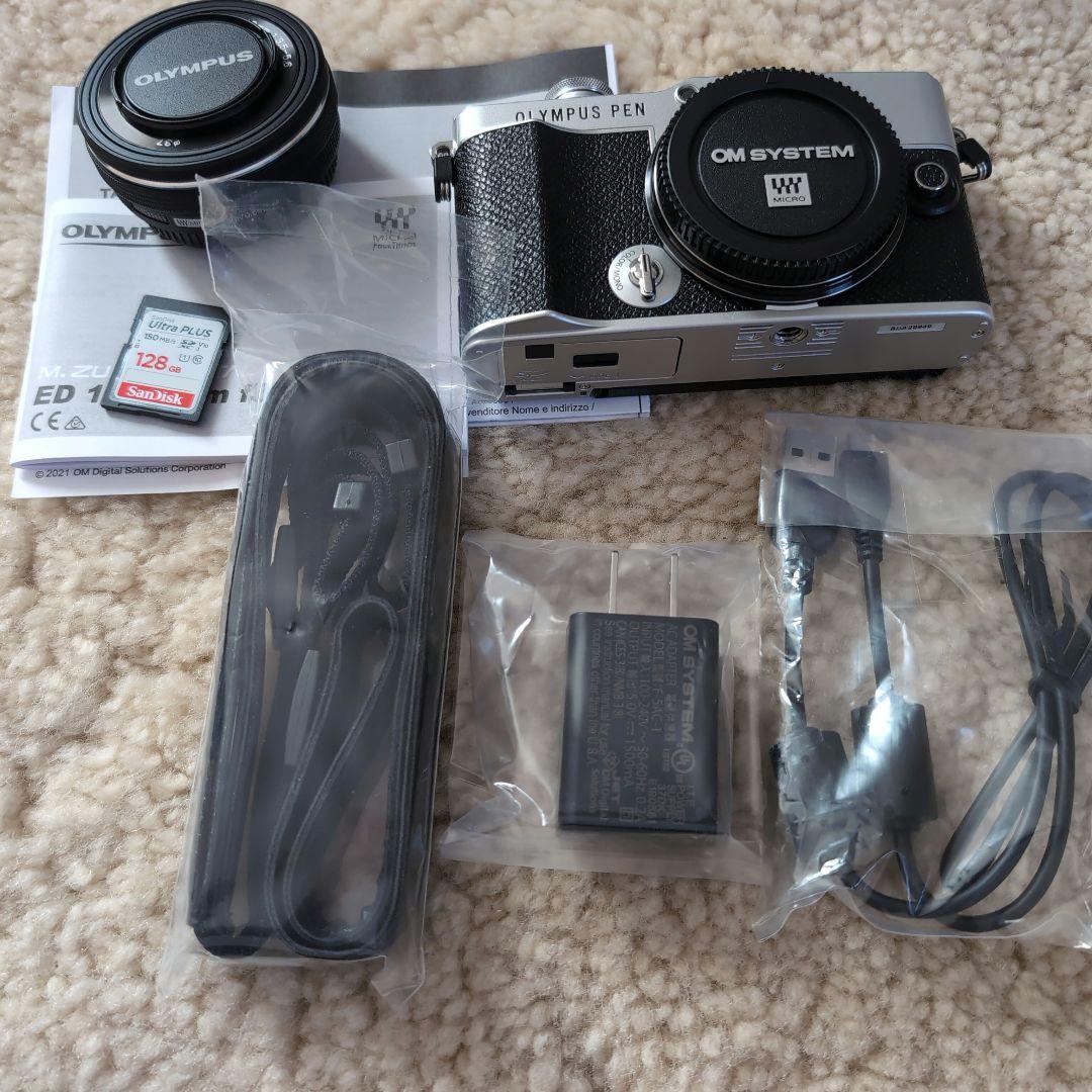 OLYMPUS オリンパス　PEN E-P7 シルバー（SDカード付）