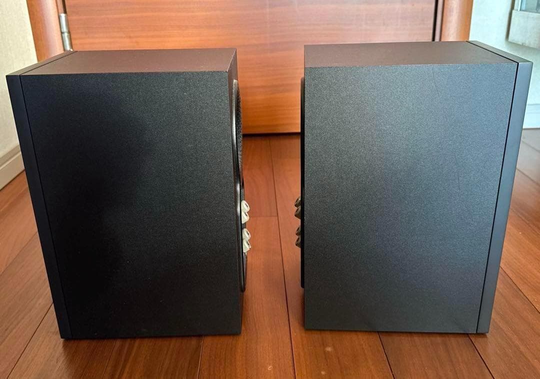 Bowers＆Wilkins ★ スピーカー 607　MB（ブラック）ペア