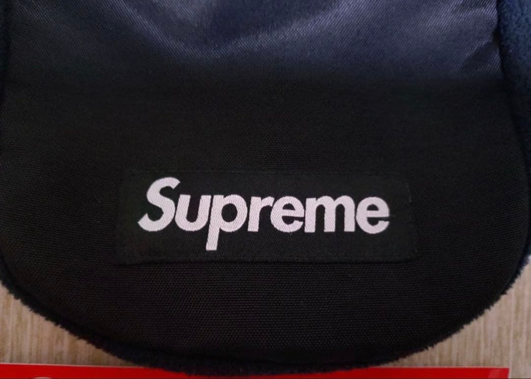 Supreme 2024　Polartec Sling Bag