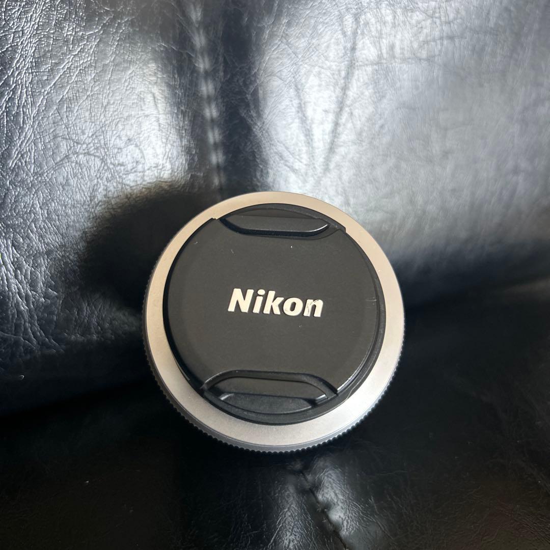 ニコン 1 NIKKOR 18.5mm f/1.8 シルバー