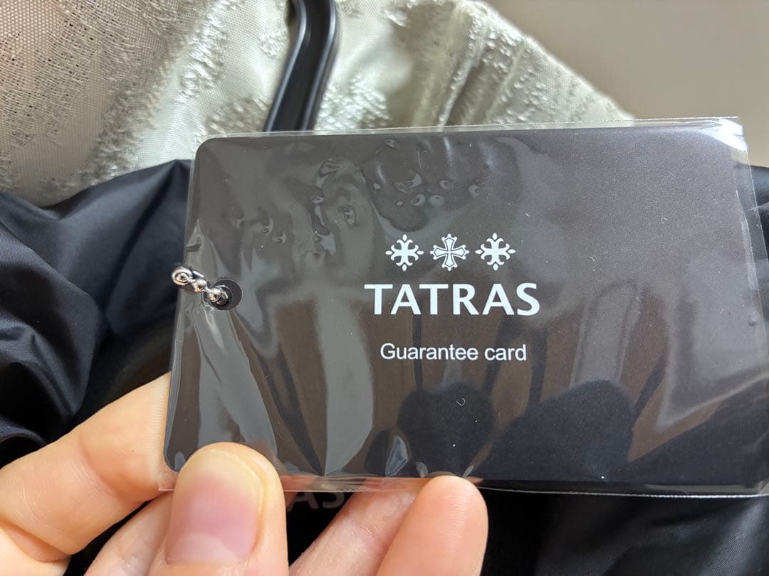 タトラス　サルマ　ダウン