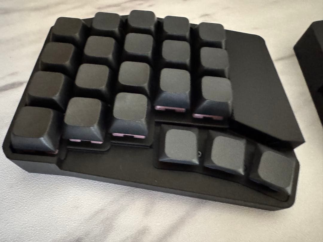 【新品】keyball39 ケースマウント構造　Feker HOLY PANDA