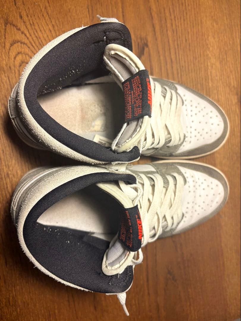 NIKE AIR ジョーダン1 Retro High OG スモーキーグレー