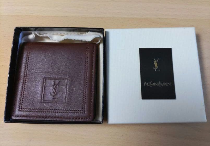 Yves saint Laurent ケース ボルドー 小銭入れ