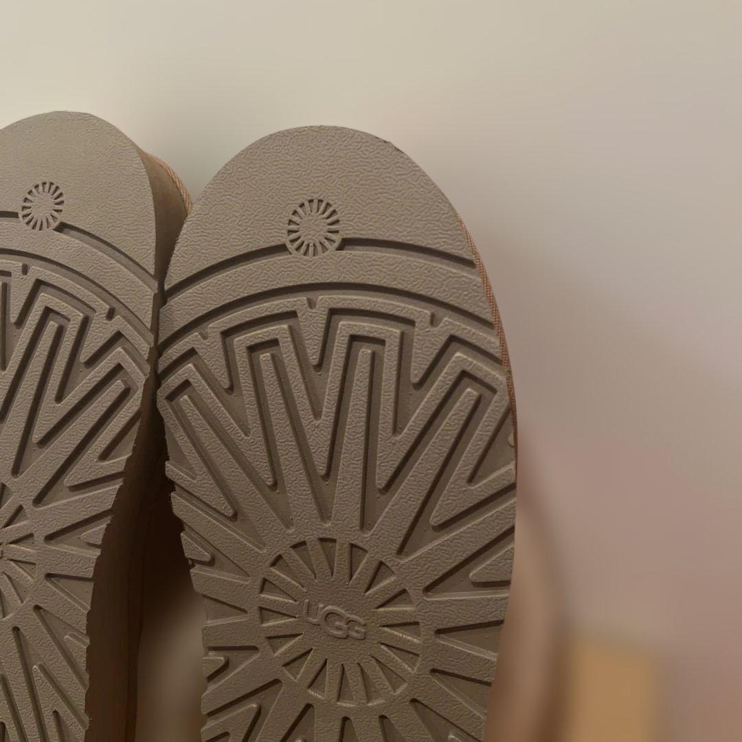 ugg アグ　Tazzelle タゼル　チェスナット　24センチ