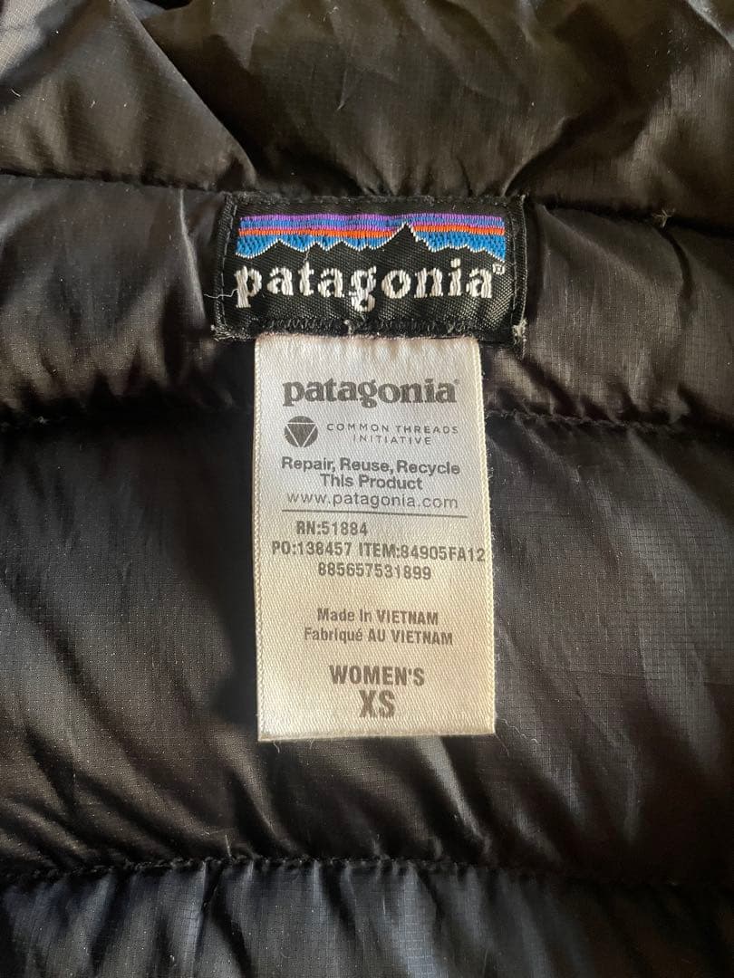 Patagonia パタゴニア　ブラック ダウンジャケット レディース　XS