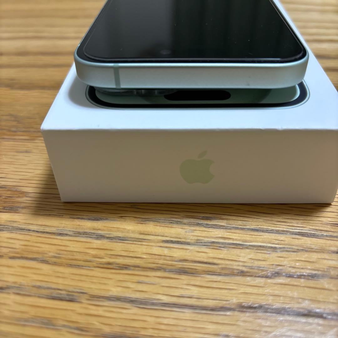 iPhone15 128GB グリーン