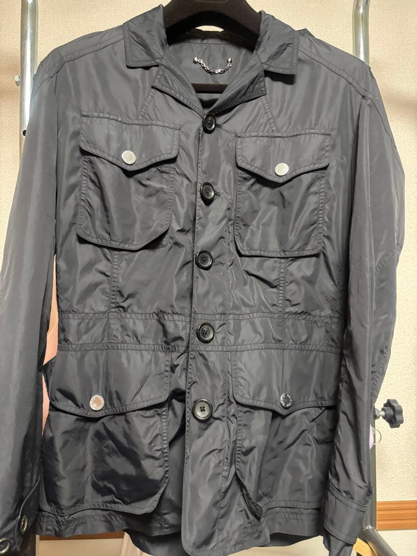 希少Louis Vuitton ダークグレー ミリタリージャケット ルイヴィトン