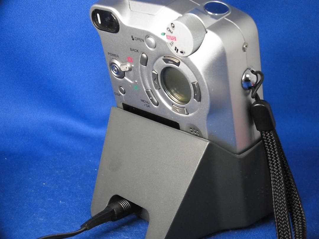 #3501 FinePix 6800Zoom FUJIFILM 新品電池・他