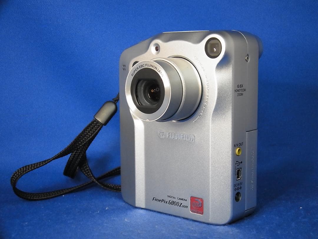 #3501 FinePix 6800Zoom FUJIFILM 新品電池・他