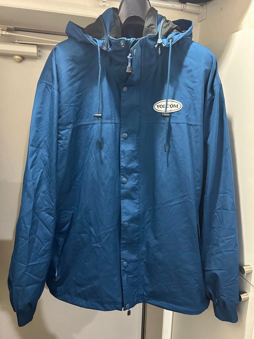 VOLCOM アーサーロンゴ GORE-TEX XL 新品　上下セット。