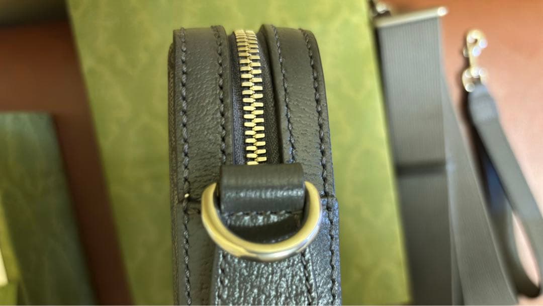 【大幅値下げ】GG メッセンジャー&クロスボディバッグ