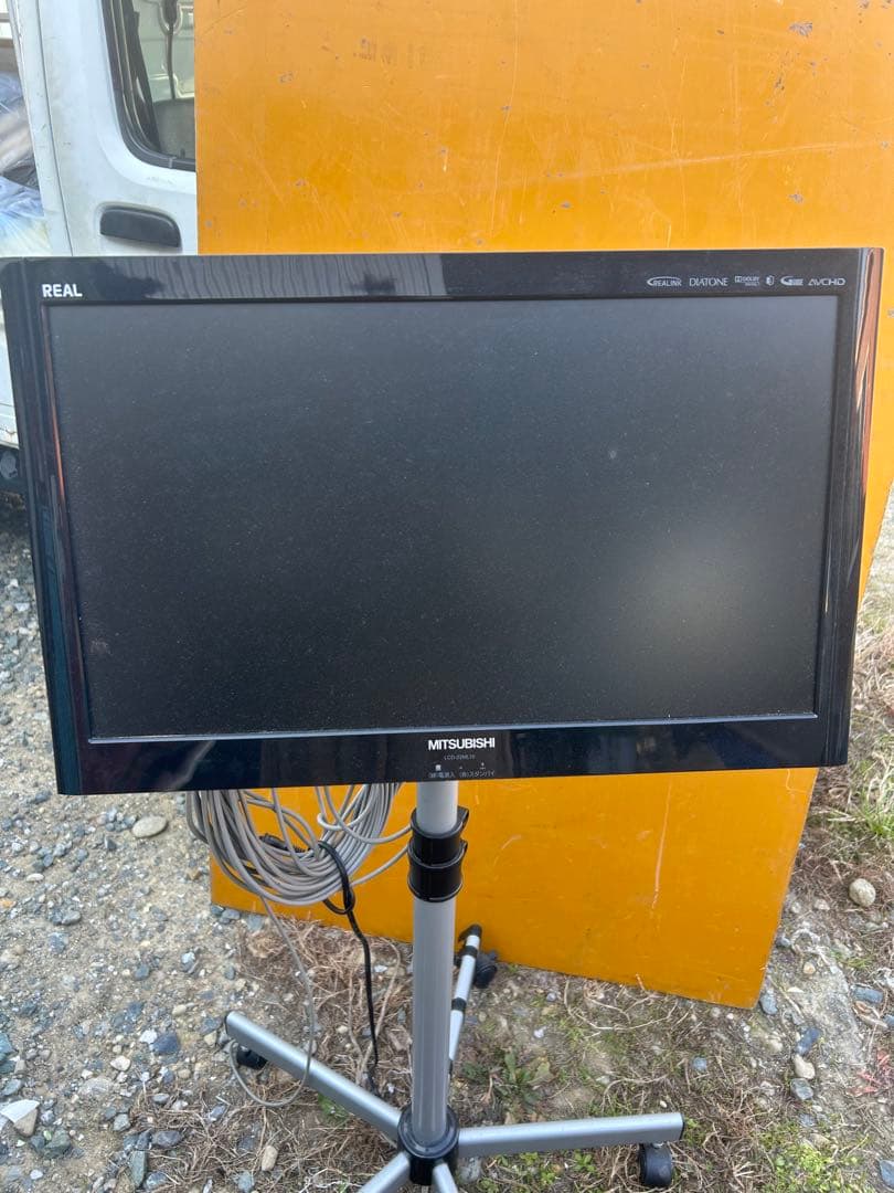 MITSUBISHI REAL モニター 本体 キャスター付き値下げ‼️