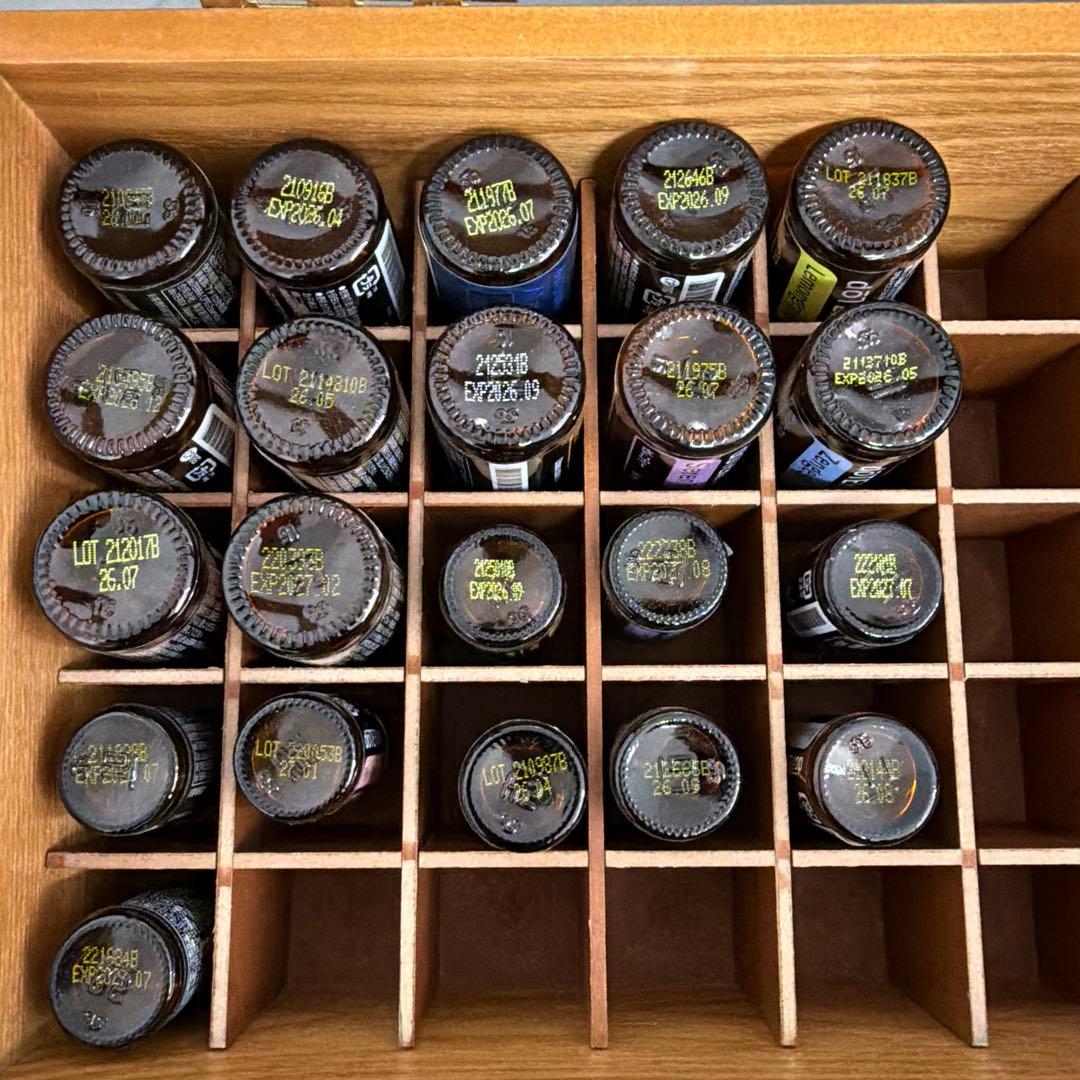 ドテラ エッセンシャルオイルセット 21本 木製ボックス付き