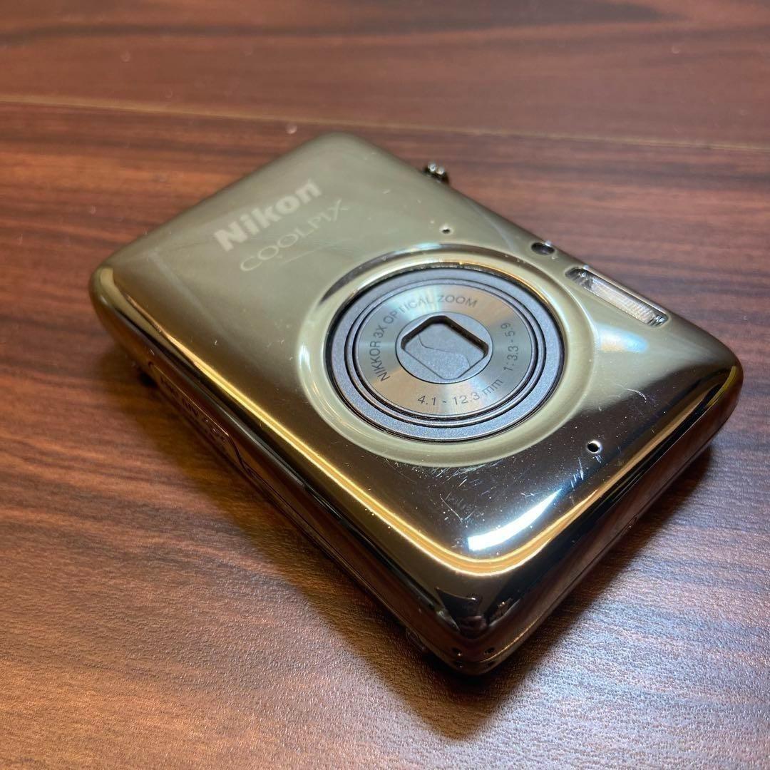 Nikon coolpix S02 ミラーシルバー デジカメ 2723