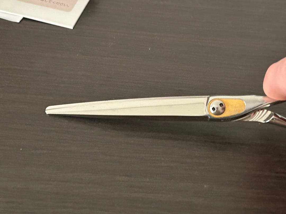 美容師 ブラントシザー