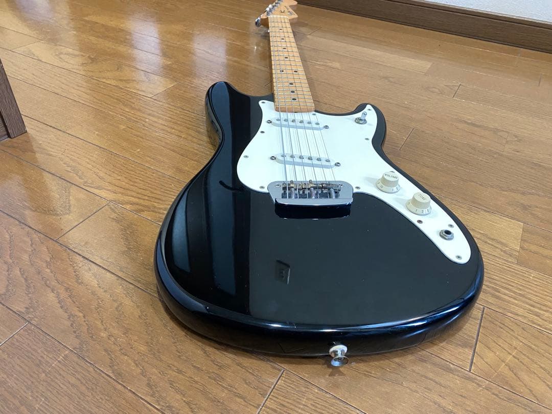 値下！フェンダー・デュオソニック(FENDER DUO SONIC)