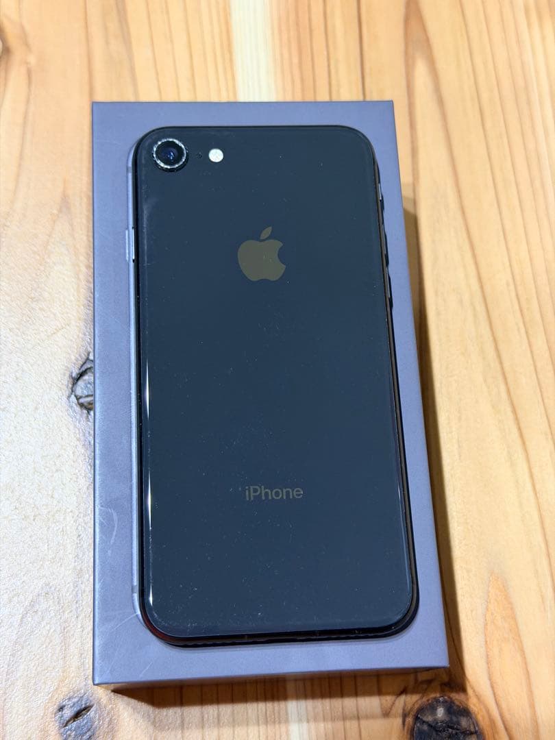 Apple iPhone 8 64GB スペースグレイ 箱付き