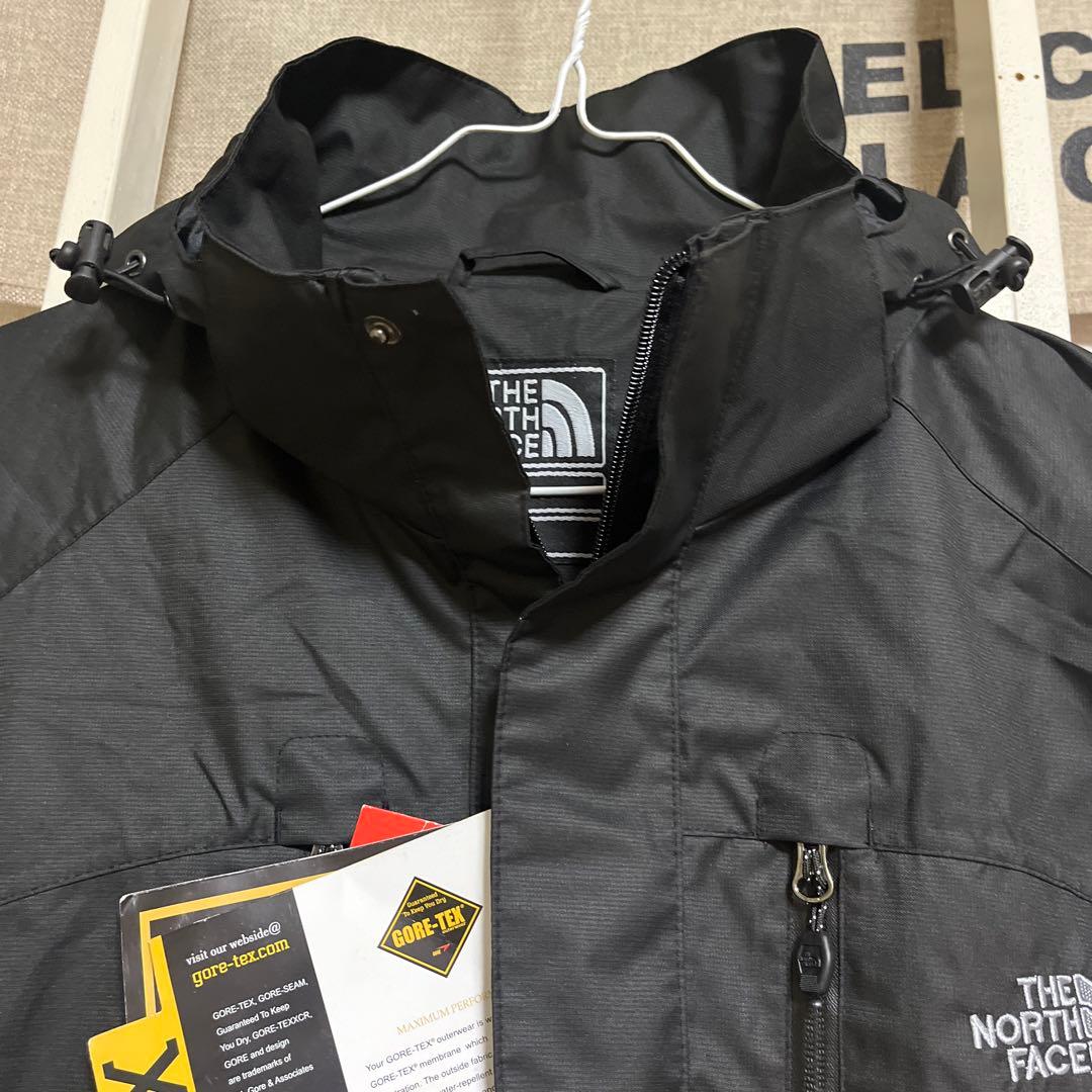 悟空。THE NORTH FACE SUMMITマウンテンパーカー