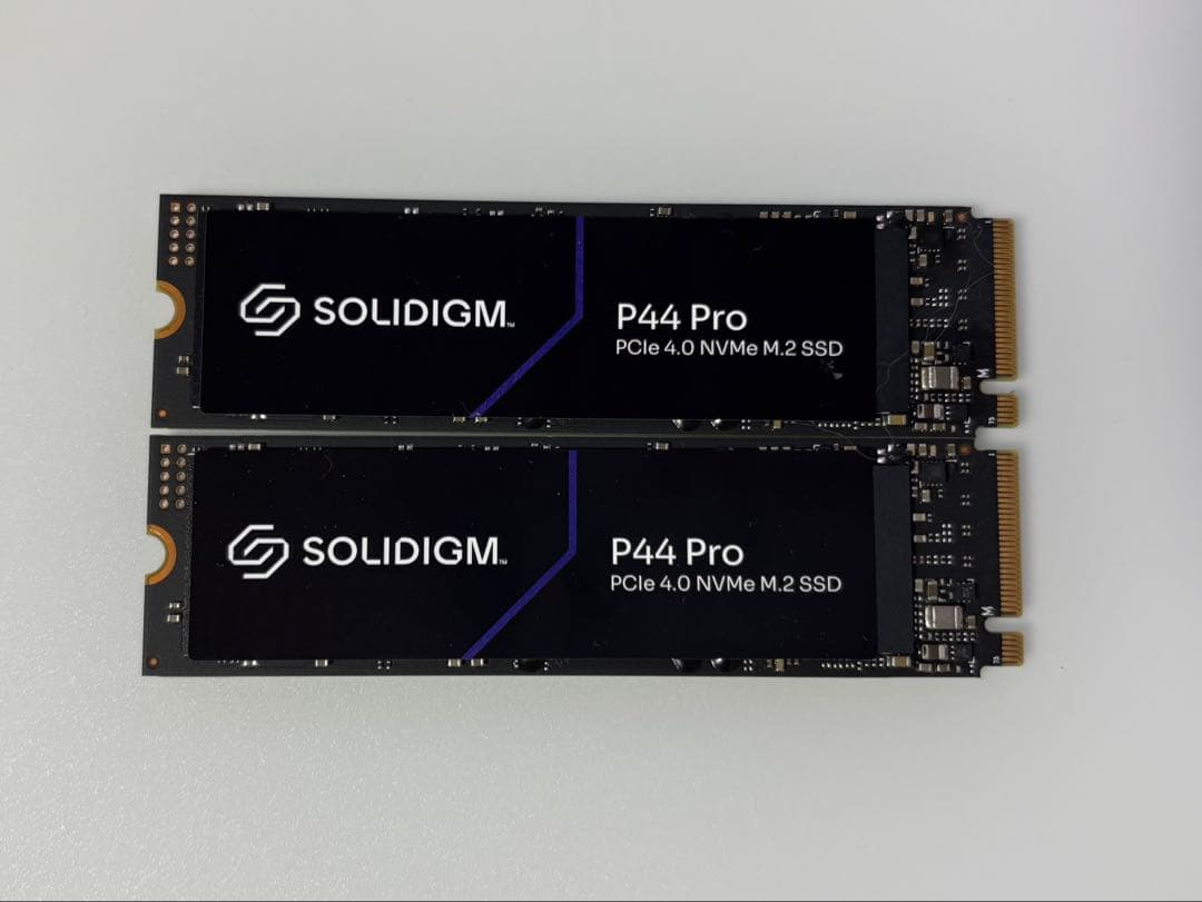 内蔵型SSD SOLIDIGM P44 Pro 1TB M.2 SSD