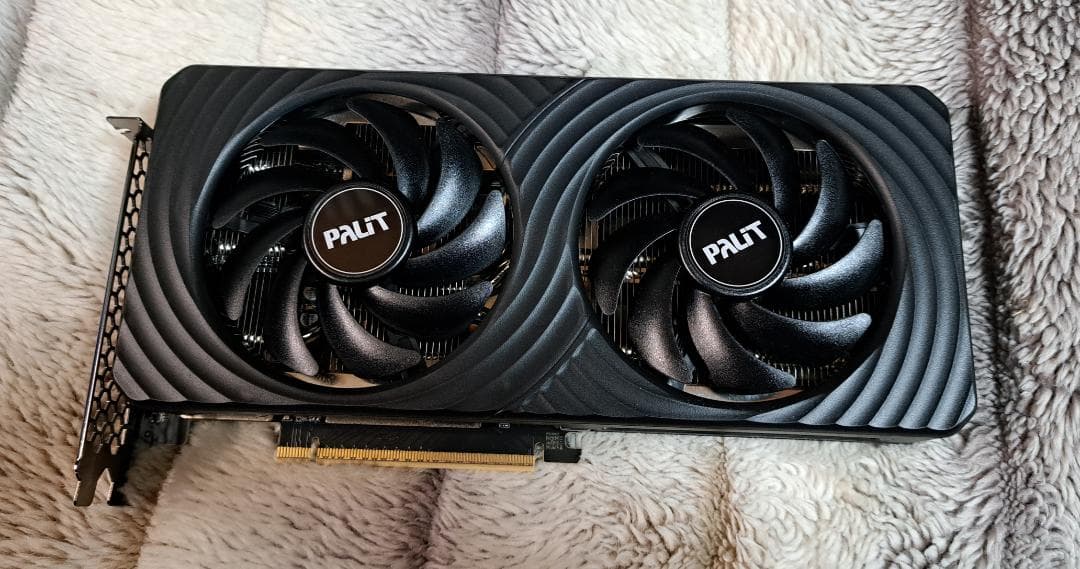 Palit Dual GeForce RTX 5060ti 8GB グラボ