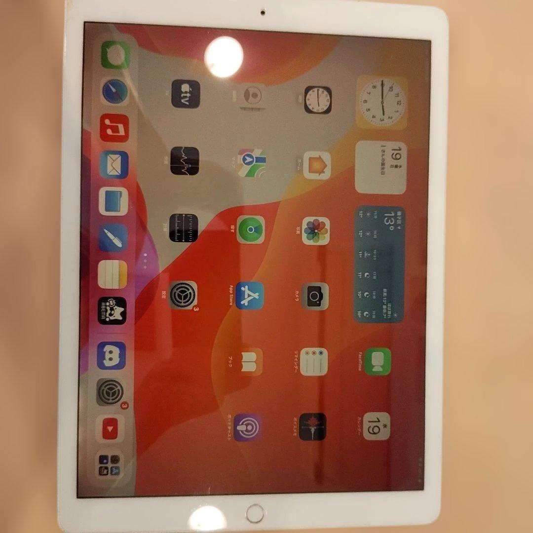 iPad Pro (12.9インチ) (第2世代) 64GB　Keybord付き