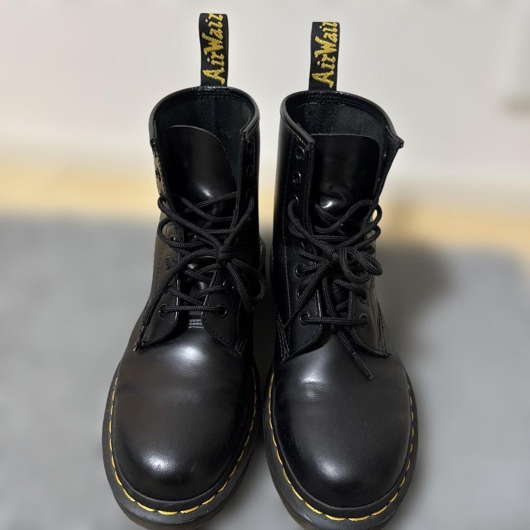 い*で様 Dr.Martens 8ホールブーツ