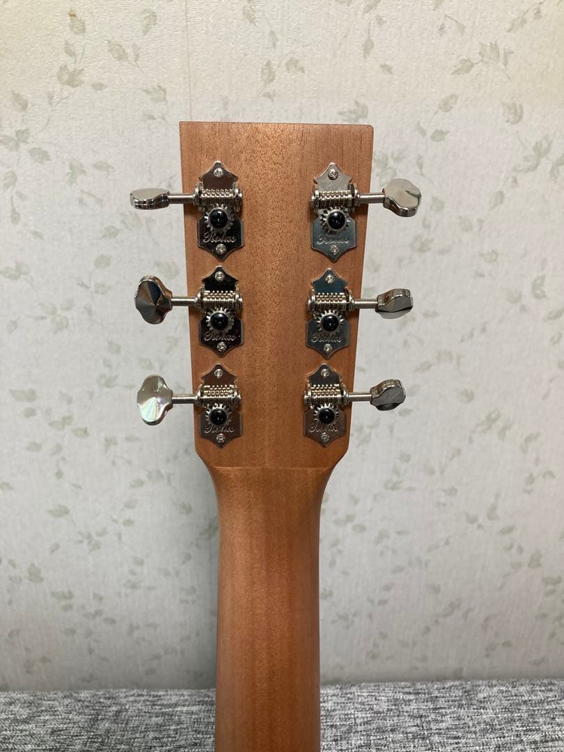 【エレアコ仕様ミニギター] Sヤイリ　YM-02E/MH (美品)