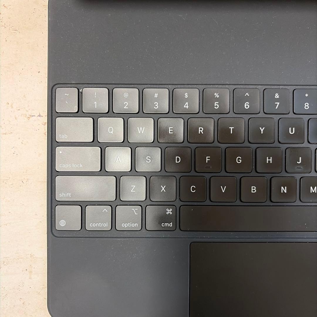 Apple iPad Magic Keyboard 12.9インチ