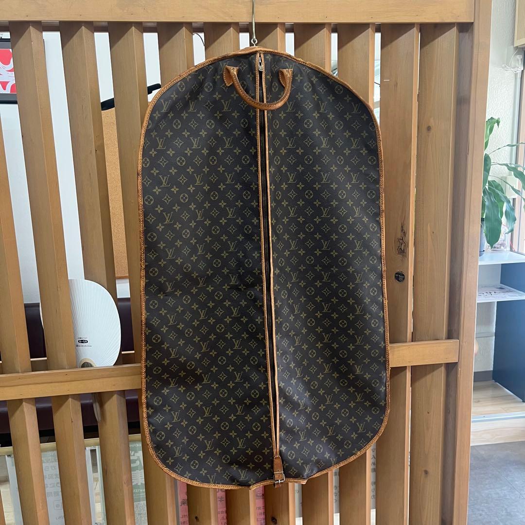 レア希少 LOUIS VUITTON モノグラム サックドゥ ポルト マントー