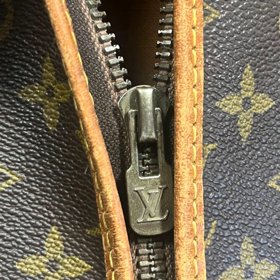 レア希少 LOUIS VUITTON モノグラム サックドゥ ポルト マントー