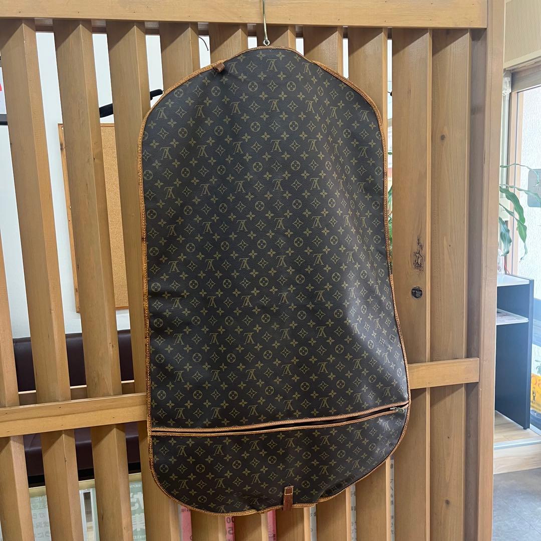 レア希少 LOUIS VUITTON モノグラム サックドゥ ポルト マントー