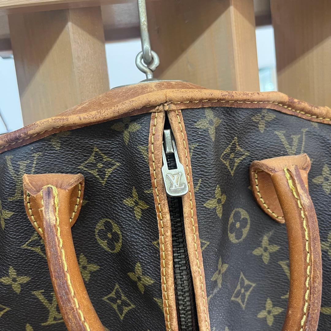 レア希少 LOUIS VUITTON モノグラム サックドゥ ポルト マントー