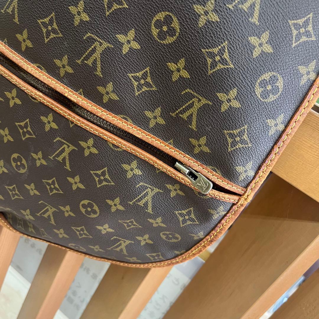 レア希少 LOUIS VUITTON モノグラム サックドゥ ポルト マントー